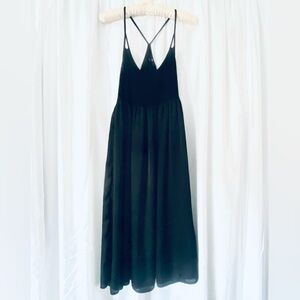 Gap black satin-like dress. Size XS